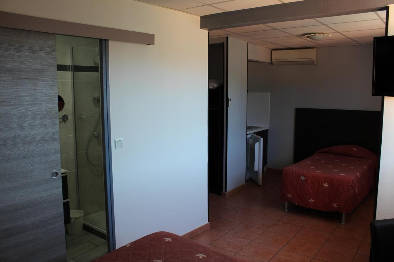 Hotel L'hacienda 3*